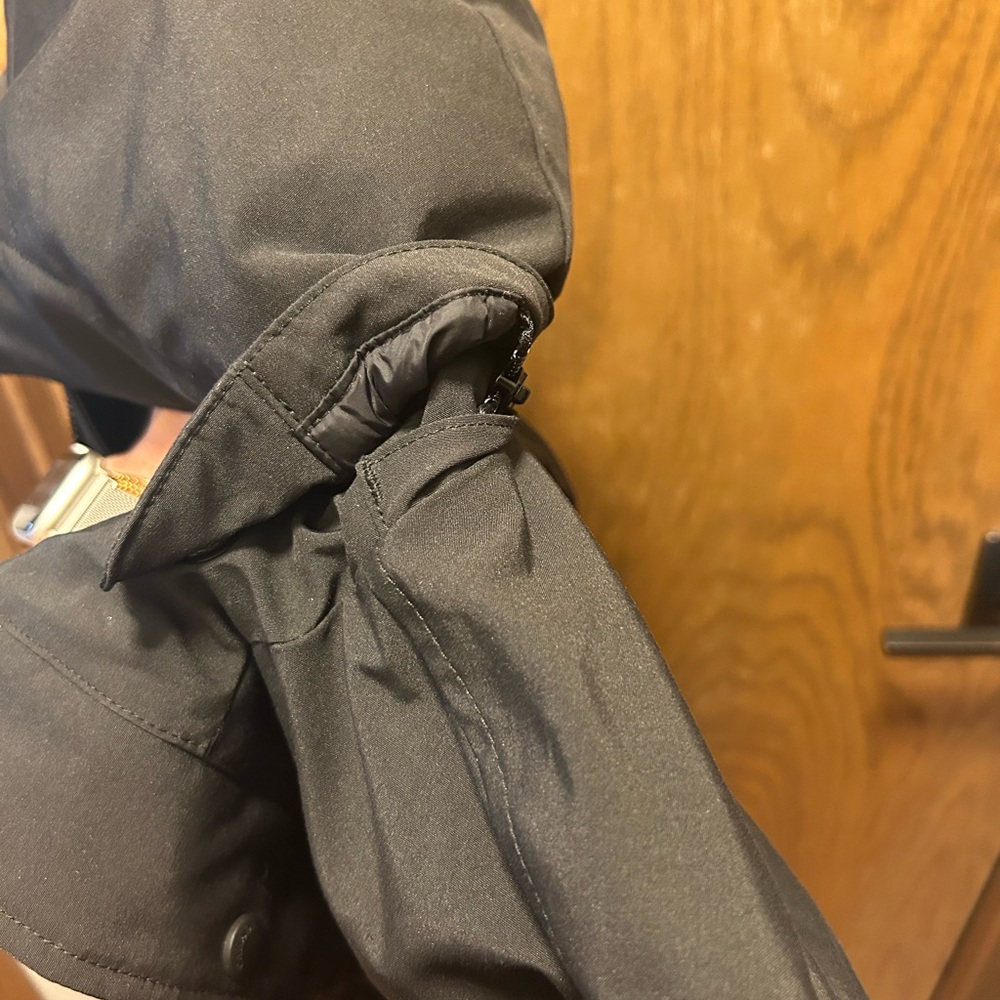 Canada Goose Jacket - Picture 10 of 10
